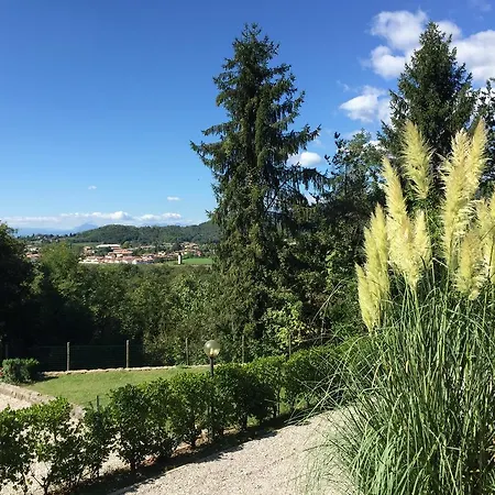 Casa Via Castelmonte Ii Nyaraló *